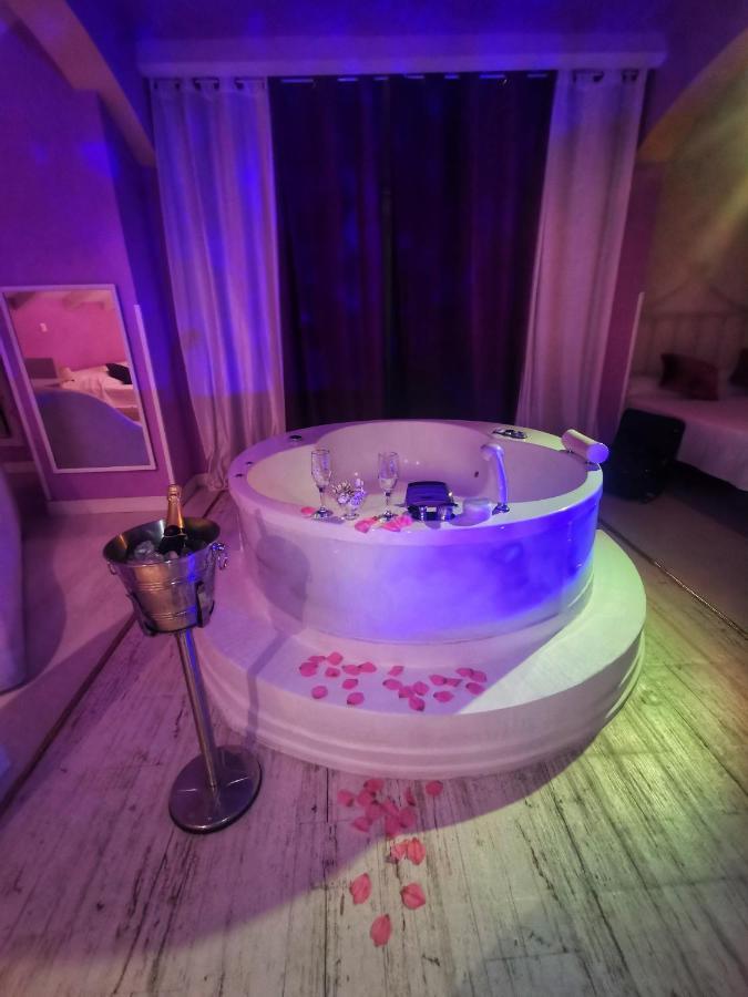 나발카르네로 Tu Mansion 게스트하우스 외부 사진
